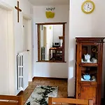 Edera Konukevi Porto SantʼElpidio